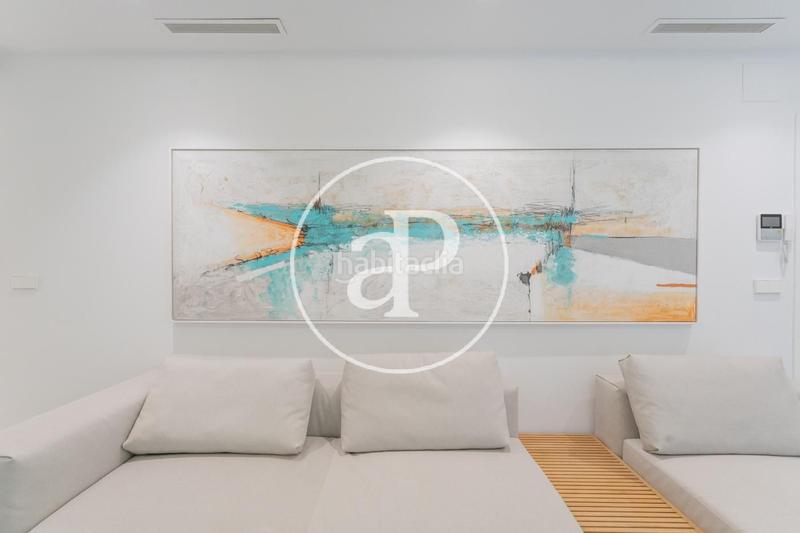 Foto fe024061-8c5a-4e41-b176-31ea76d58377. Dúplex  en venta en Jerónimos en Jerónimos Madrid