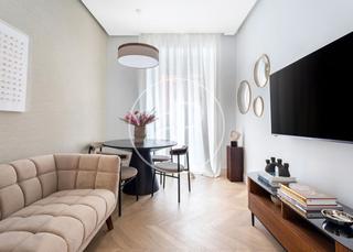 Location Appartement  Calle de viriato. Piso en alquiler en santa engracia