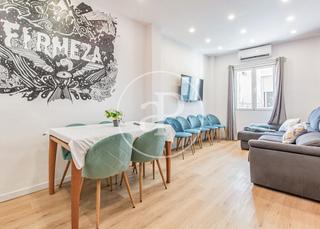 Pis a Universidad-Malasaña. Piso en venta en corredera baja de san pablo