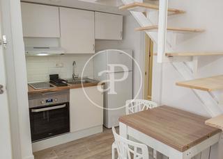 Location Appartement  C. de maría teresa. Piso en alquiler en calle maría teresa