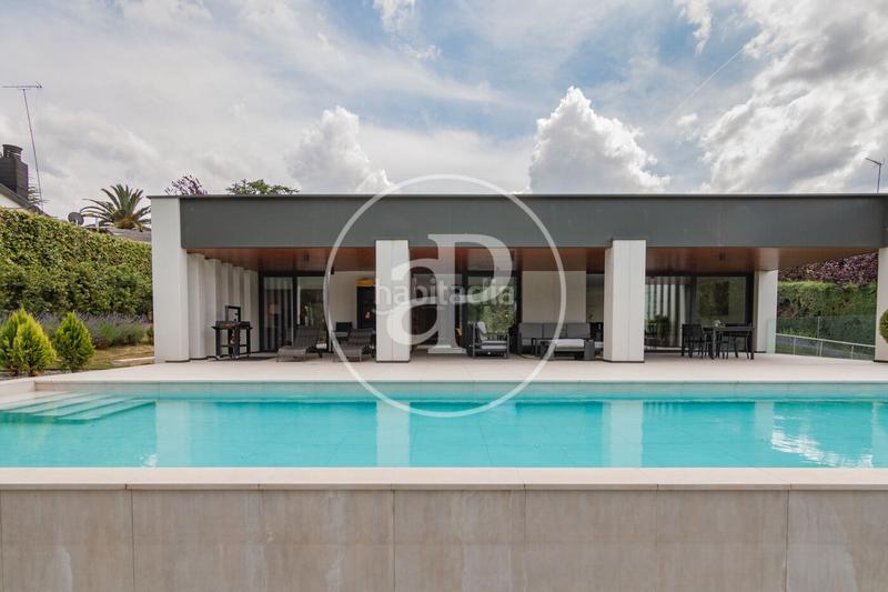Foto a22859ca-2475-42f2-b04f-891682fa32bb. Casa amb calefacció aparcament piscina a Bonanza Boadilla del Monte