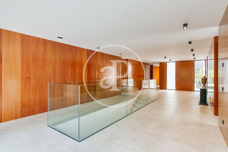 Foto f4669469-8344-439c-b320-9ba772a2f156. Casa amb calefacció aparcament piscina a Bonanza Boadilla del Monte