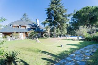 Casa a Las Lomas. Chalet independiente en venta en las lomas