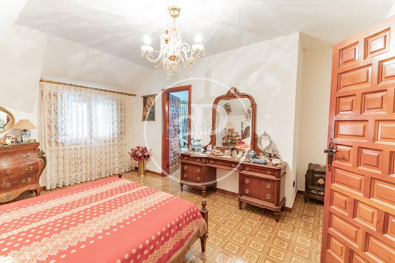 Foto b846a565-80b9-42cb-a6e3-9c15ec545e35. Casa con riscaldamento parcheggio piscina in Las Lomas Boadilla del Monte