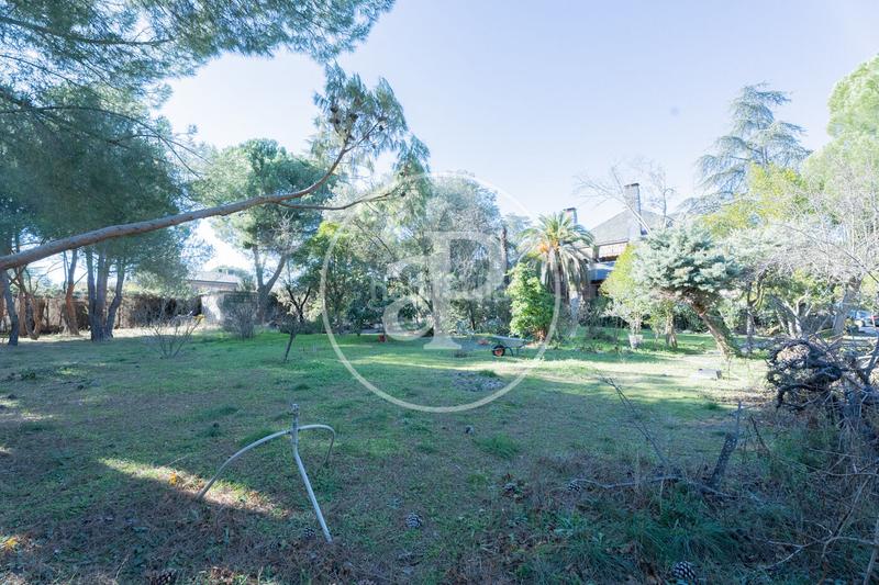 Foto ba0efd8b-c3ad-4fc4-98d6-f89fa2ab6a39. Casa con riscaldamento parcheggio piscina in Las Lomas Boadilla del Monte