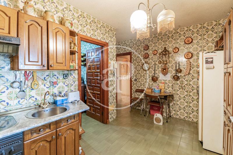 Foto f73ab2ed-dda6-4f46-a000-d44562905fc7. Casa con riscaldamento parcheggio piscina in Las Lomas Boadilla del Monte