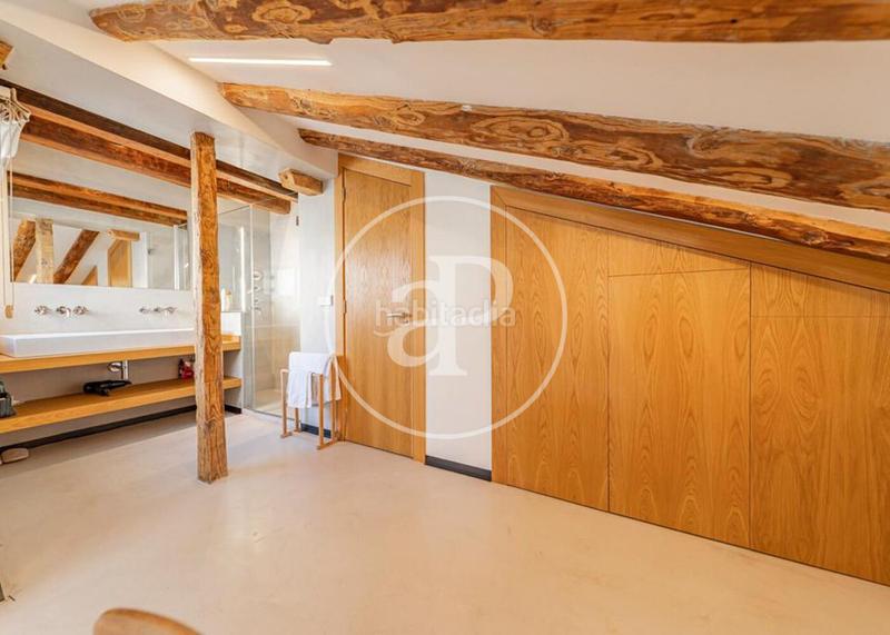 Foto d1625ce1-62ee-4753-b5b3-5f103fcdd347. Miete dachwohnung mit heizung in Justicia-Chueca Madrid