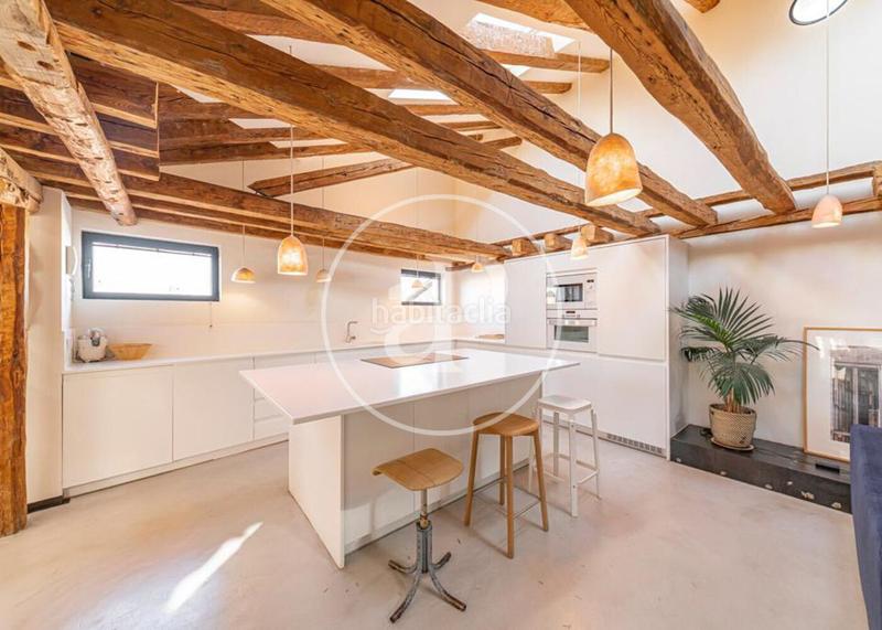 Foto 5e464f21-a915-4c42-91c5-1e9c7573deda. Rent penthouse with heating in Justicia-Chueca Madrid