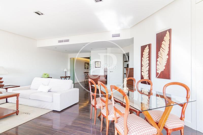 Foto fc49e225-be91-4050-af92-e262d54e415b. Location appartement avec chauffage piscine dans Argüelles Madrid