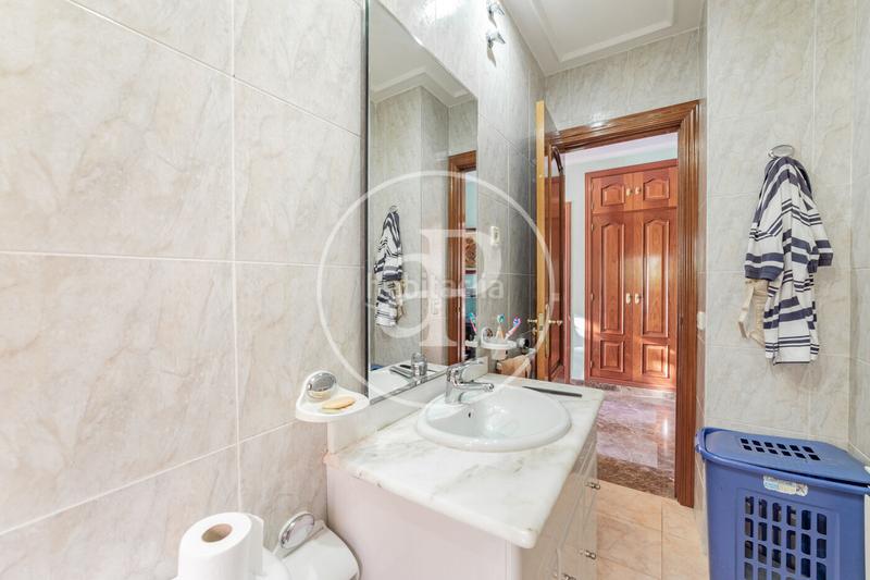 Foto 40aeca87-be9c-4c21-8b65-0a0b0991853f. Casa chalet en venta en pozuelo de alarcon en Pueblo Pozuelo de Alarcón