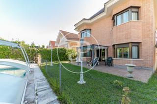 House  C. islas cíes. Chalet en venta en pozuelo de alarcon