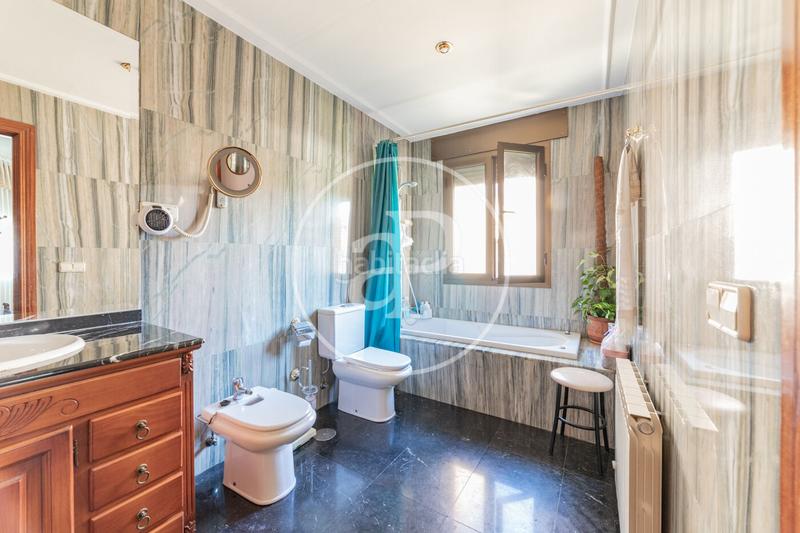 Foto 6112270d-4928-4b92-b71c-caa6ccd5ea0d. Casa chalet en venta en pozuelo de alarcon en Pueblo Pozuelo de Alarcón
