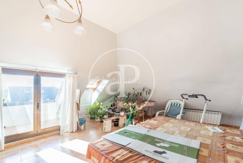 Foto 8275ae18-302c-4e8f-8cea-a0b1c1e99f51. Casa chalet en venta en pozuelo de alarcon en Pueblo Pozuelo de Alarcón
