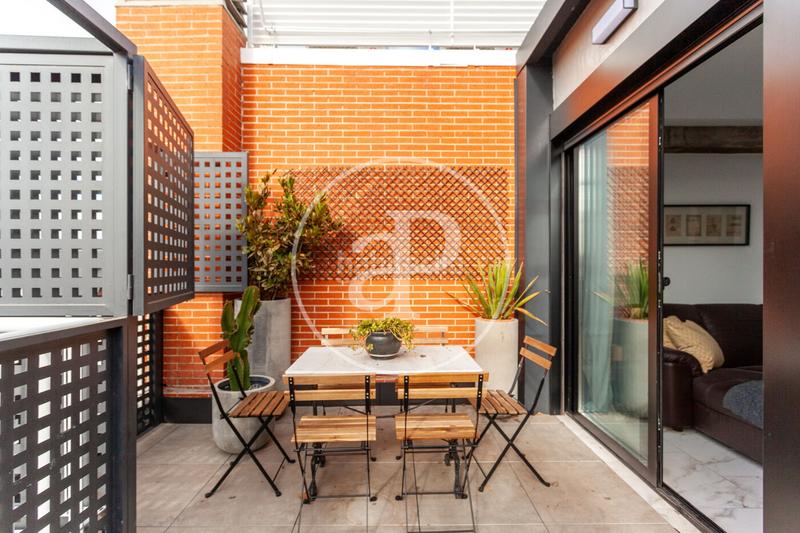 Foto 7cfeef01-e57f-42d4-ad32-673847d4fa98. Miete dachwohnung mit heizung parking pool in Palomas Madrid