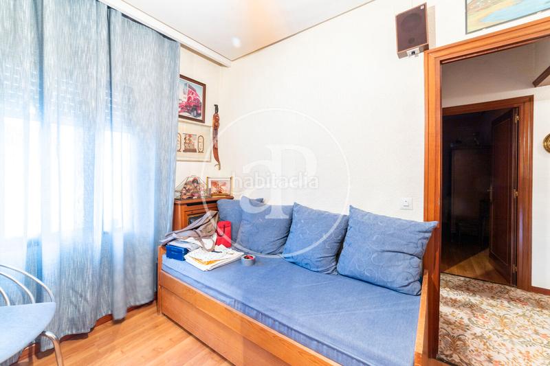 Foto f9e16b47-0840-4ec2-872f-812fd5986662. Casa pareada  en venta en Fuente del Berro en Madrid