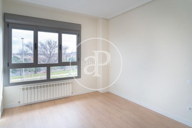 Foto e4847243-dc9e-4b76-b502-8804938f3c6b. Miete etagenwohnung mit heizung parking pool in Valdemarín Madrid