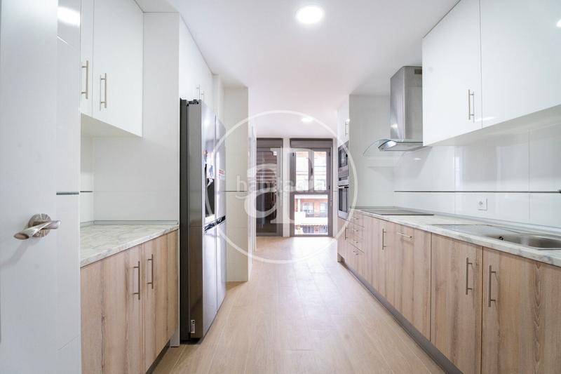 Foto cf83e2aa-dbcd-4c43-a2d9-73e8cea950e2. Rent flat with heating parking pool in Valdemarín Madrid