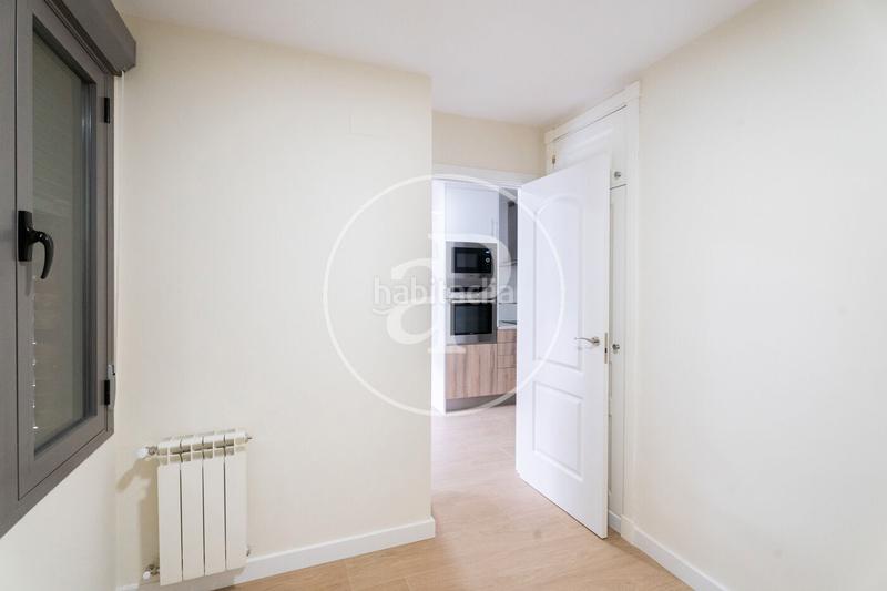 Foto db846d0c-61f8-4cfe-b989-68b63e79ad8c. Rent flat with heating parking pool in Valdemarín Madrid