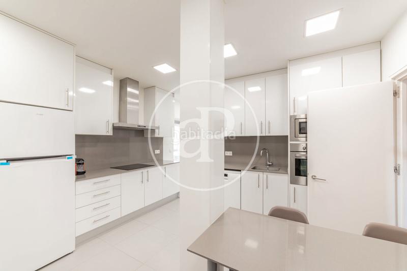 Foto 08129e9a-2c48-4279-a5ec-d6ecb9d56df9. Alquiler piso  en alquiler en la calle segre. en Madrid