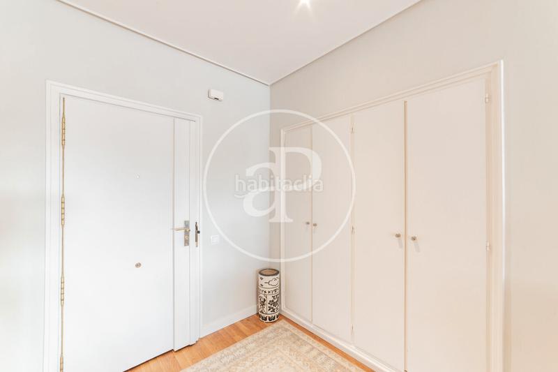 Foto 792e24b1-d590-402a-b0b4-bf6364abc0f1. Location appartement avec chauffage parking dans El Viso Madrid