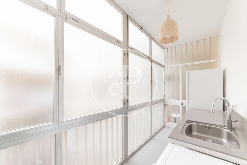 Foto 0458749d-1a48-45b8-aa31-14ad758447c6. Miete etagenwohnung mit heizung parking in El Viso Madrid