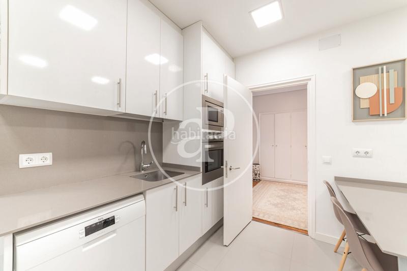 Foto d718cb37-21f1-4109-9988-1226b1315786. Miete etagenwohnung mit heizung parking in El Viso Madrid
