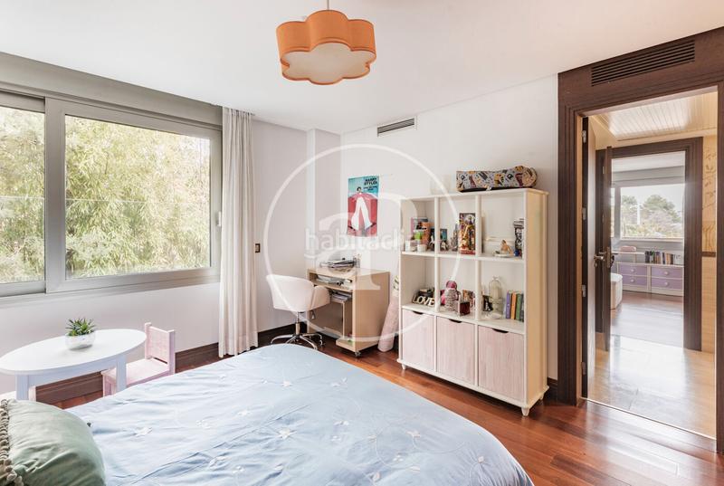 Foto 5883ae5a-9c12-46a8-b6e7-513b082237f0. Casa amb calefacció aparcament piscina a Conde Orgaz - Piovera Madrid