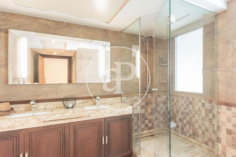 Foto ccf1ebd9-ca7b-42a3-a85a-d9fa16ed405f. Casa amb calefacció aparcament piscina a Conde Orgaz - Piovera Madrid
