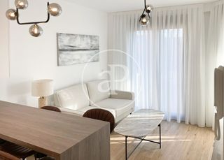 Rent Flat  C. de maría teresa. Piso en alquiler en calle maria teresa