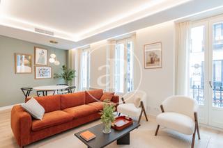Rent Flat in Cortes-Huertas. Piso en alquiler en huertas