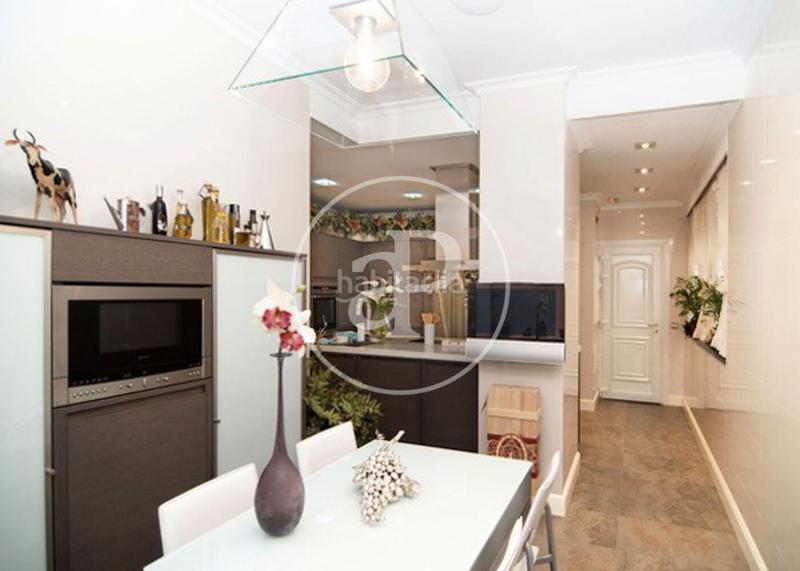 Foto 5e80e8a2-5f05-49a7-94f5-92bbb919e1a4. Pis amb calefacció a Valdeacederas Madrid