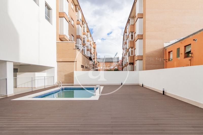 Foto 9269f480-3802-4d59-a17f-0bbe1538d0e2. Alquiler piso  en alquiler en calle del panizo en Madrid