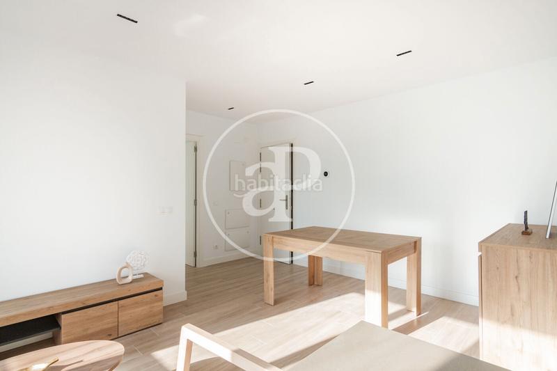 Foto c475f33e-cbae-414b-9521-985e9880cd19. Location appartement avec chauffage parking piscine dans Madrid