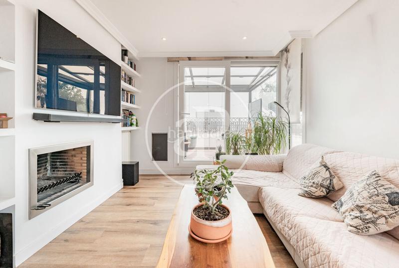 Foto 2e153097-61c0-4977-b4d8-5865d00dc83c. Attico con riscaldamento parcheggio piscina in Las Tablas Madrid