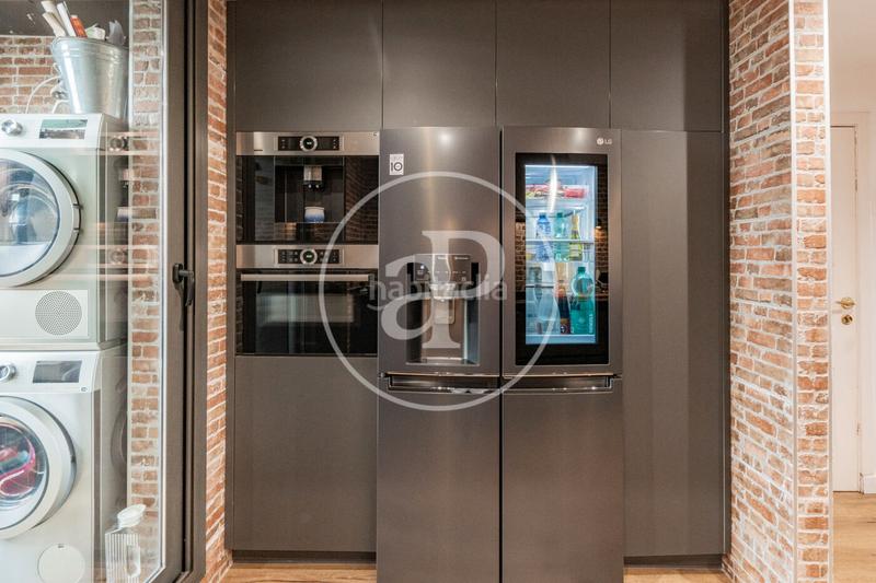 Foto 9f07c034-d4e4-4b35-9656-304e611f25f9. Attico con riscaldamento parcheggio piscina in Las Tablas Madrid