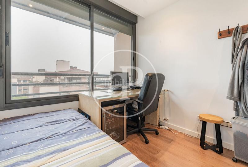 Foto f80b8550-ce22-4729-891d-db29bd5c8368. Attico con riscaldamento parcheggio piscina in Las Tablas Madrid