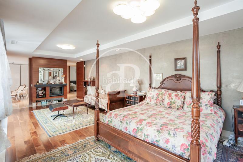 Foto 0a720eb0-854b-4bf9-8c2b-9406e9eb7bad. Casa amb calefacció aparcament piscina a Aravaca Madrid