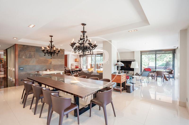 Foto 58e2162c-5fb2-4363-baa8-6a5a91985a3f. Casa amb calefacció aparcament piscina a Aravaca Madrid