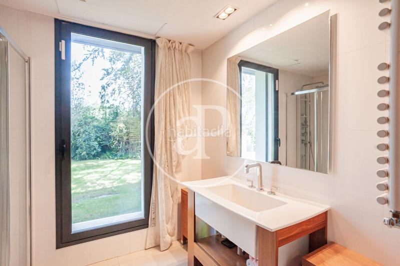 Foto fd4d7917-67a6-4076-a4de-659cf9653e65. Casa amb calefacció aparcament piscina a Aravaca Madrid