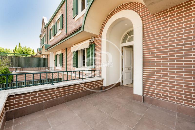 Foto 633f667a-b220-47a4-bc1e-6c67aad73276. Reihenhaus mit heizung parking pool in Encinar de los Reyes La Moraleja