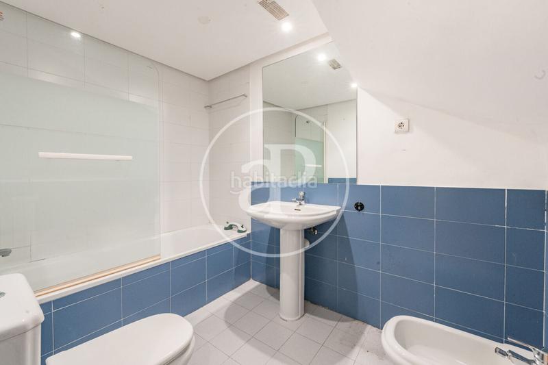 Foto 92f9066e-47aa-43c2-b1de-4b8da2540741. Reihenhaus mit heizung parking pool in Encinar de los Reyes La Moraleja