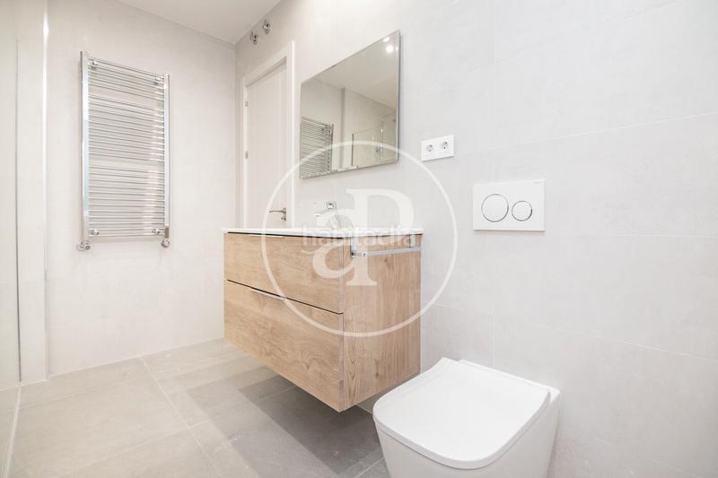 Foto f0e9af45-e675-456b-baee-3735e8082bdb. Rent flat with heating in Castellana Madrid