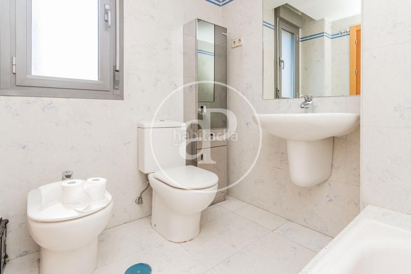 Foto 398c388f-909d-4479-a434-c3bc7006defb. Ático  en venta en salamanca en Guindalera Madrid