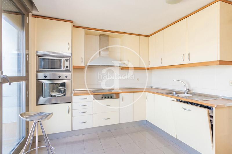 Foto 48754126-7b81-4d2a-b42e-67167186ad8a. Ático  en venta en salamanca en Guindalera Madrid