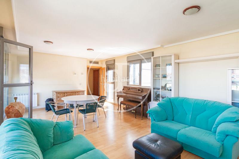 Foto 8a8c5e43-fbbd-4443-8d17-a7f766ad9aad. Ático  en venta en salamanca en Guindalera Madrid