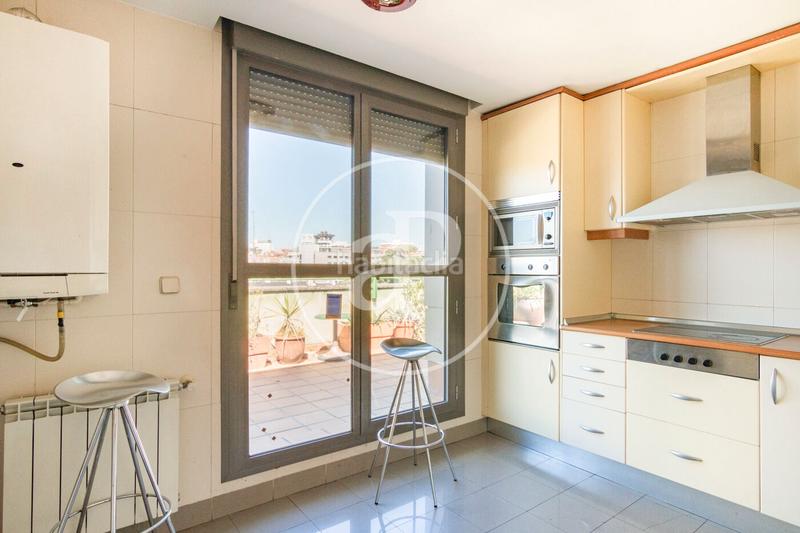 Foto cc3ad091-aaaf-4649-afc6-34680e5cbafe. Ático  en venta en salamanca en Guindalera Madrid