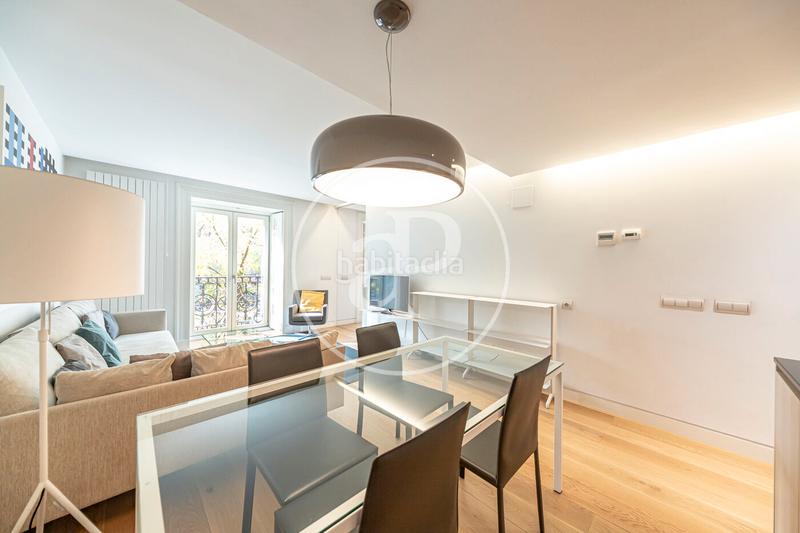 Foto 1f8b7687-3c75-4b09-b666-c33071974e4a. Alquiler piso en calle de génova 5 vivienda en alquiler en calle génova en Madrid