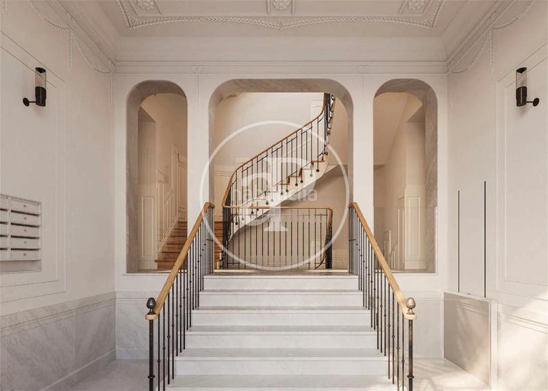 Foto 65e54299-7b6e-4987-b4f4-c9115a5ed3ee. Flat 192m<sup>2</sup> with pool in Recoletos Madrid