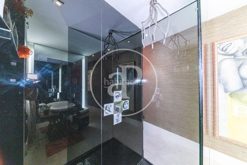 Foto 023dc54a-555f-4ac8-a18d-572c7b56f82e. Piso  en venta en sol en Cortes-Huertas Madrid