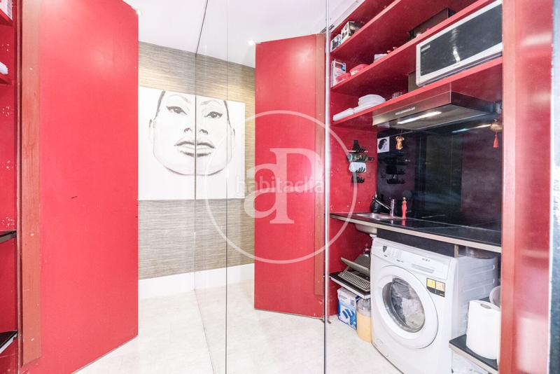 Foto c2825c8c-c359-4961-99f9-e8421c364727. Piso  en venta en sol en Cortes-Huertas Madrid